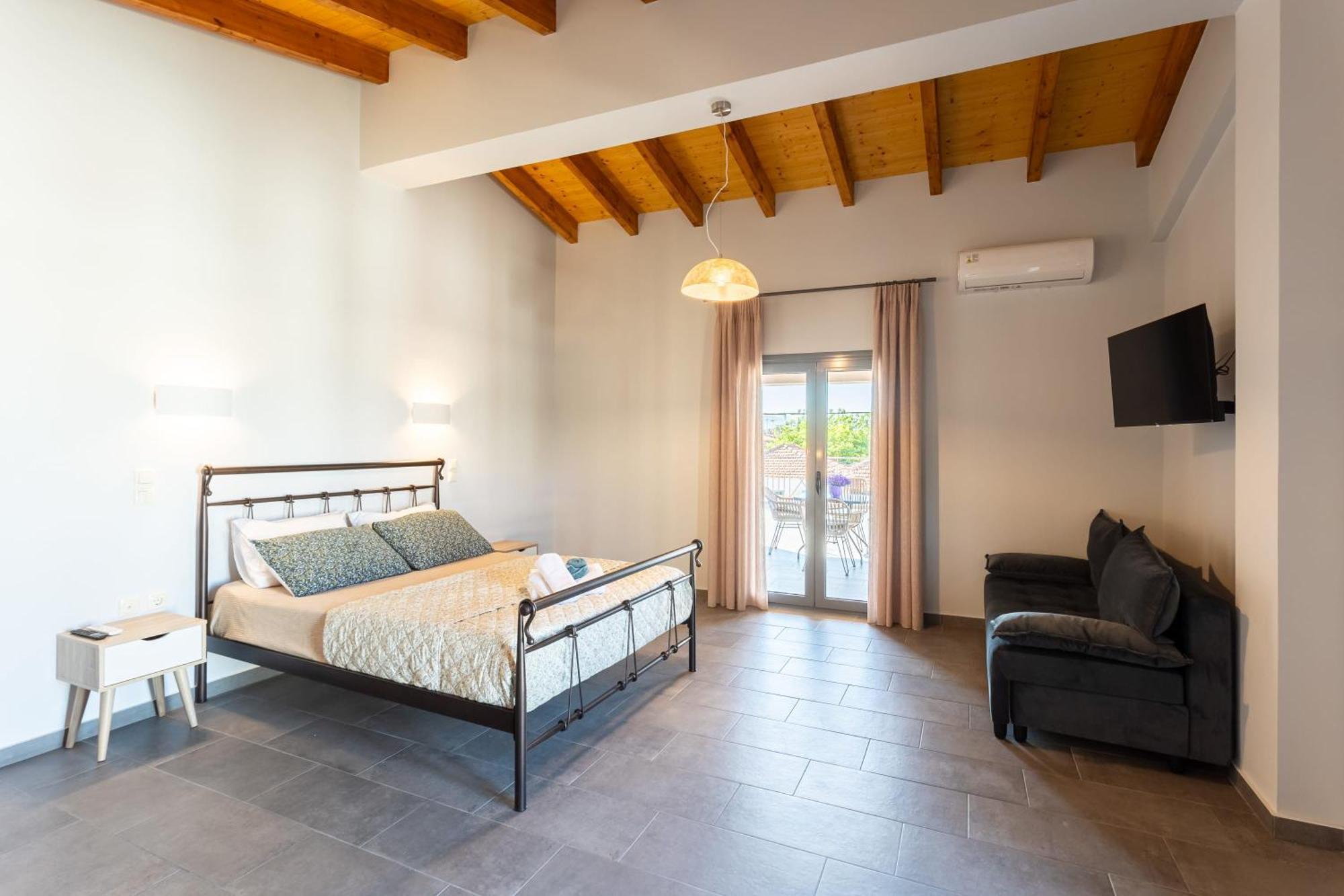 Petrino Serene Nests - Bright Getaways Kakovatos Bagian luar foto