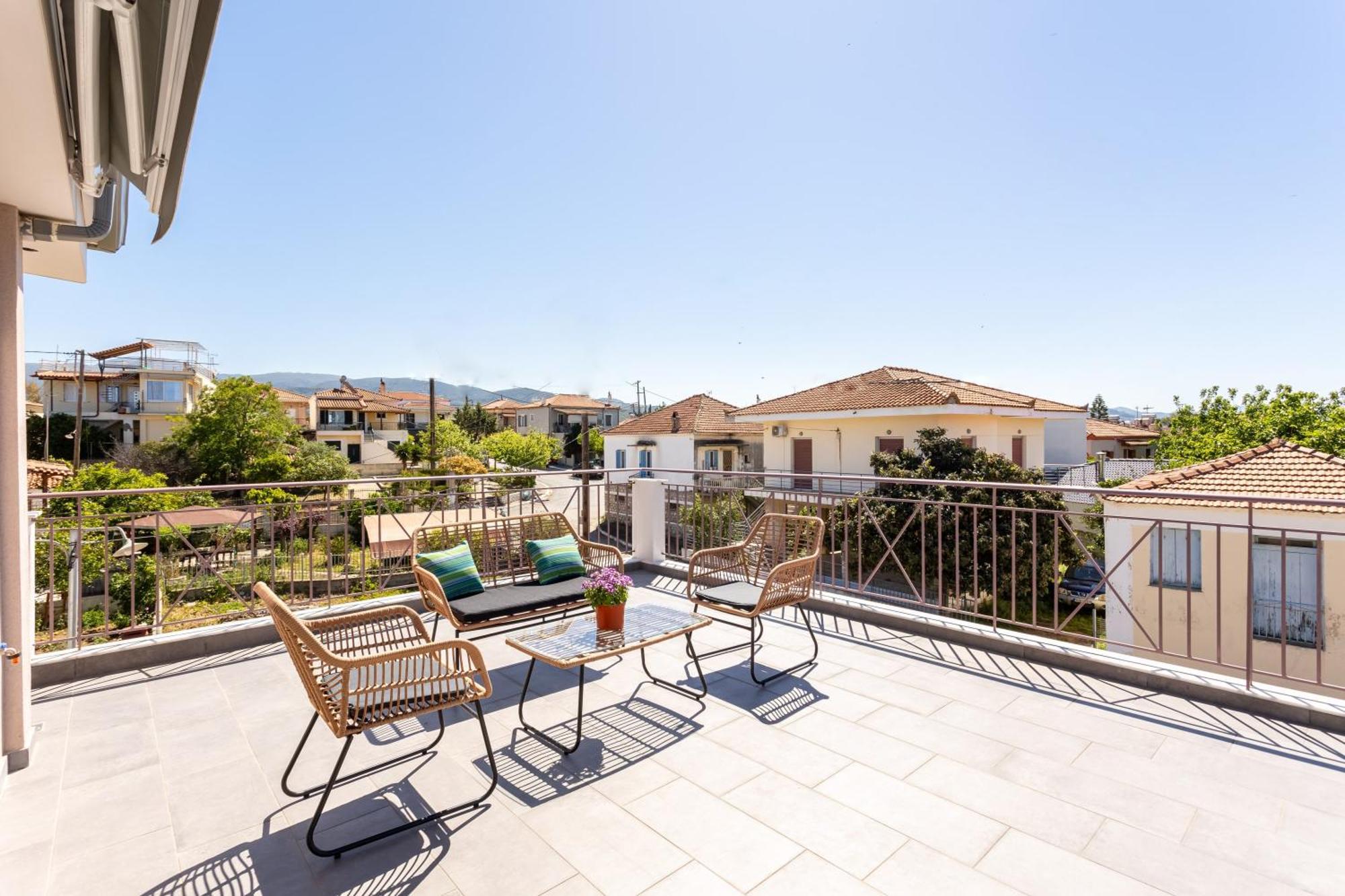Petrino Serene Nests - Bright Getaways Kakovatos Bagian luar foto
